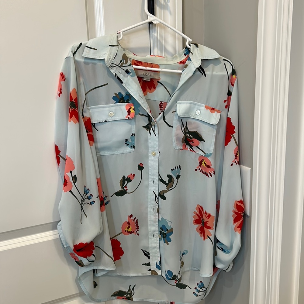 LOFT floral print button up blouse Size Large